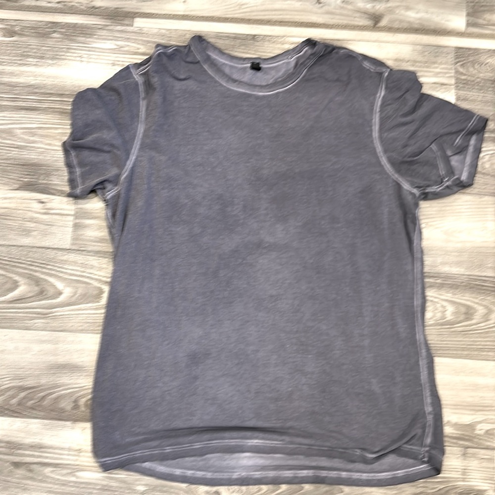 Lululemon 5 Year Basic T - XL